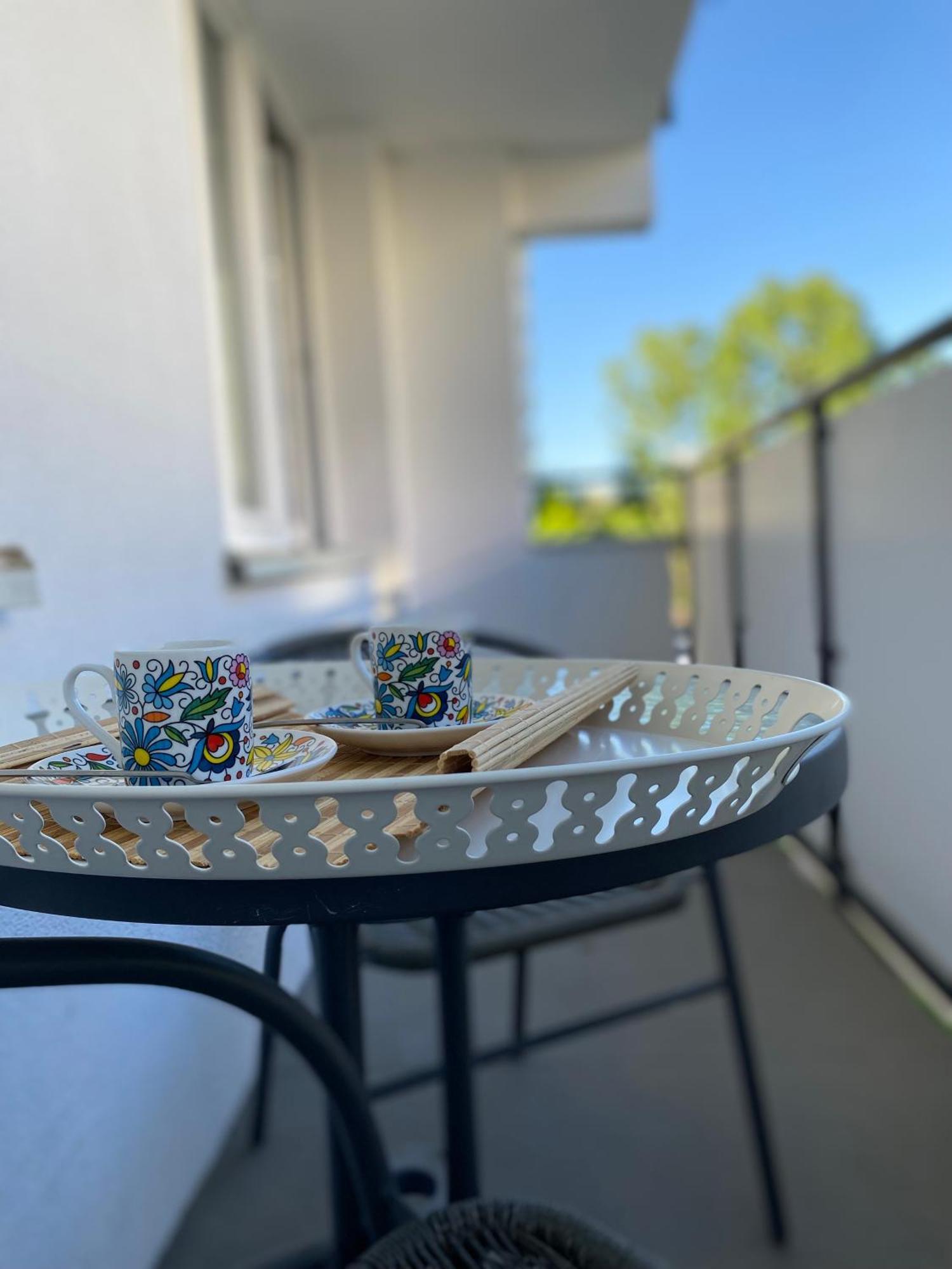 Lägenhet Noc Z Obrazem - Balkon - Praga *