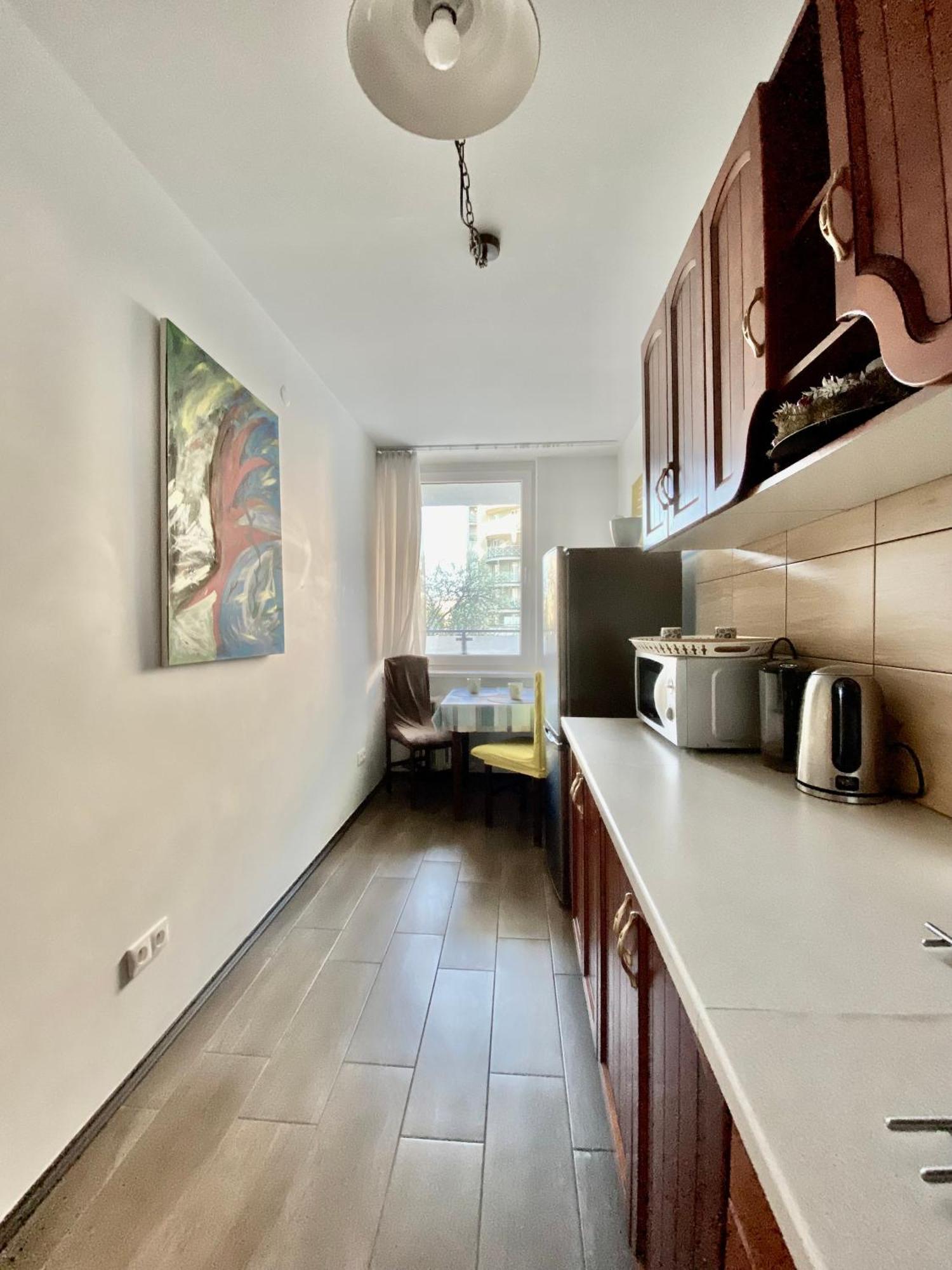 Lägenhet Noc Z Obrazem - Balkon - Praga Warszawa